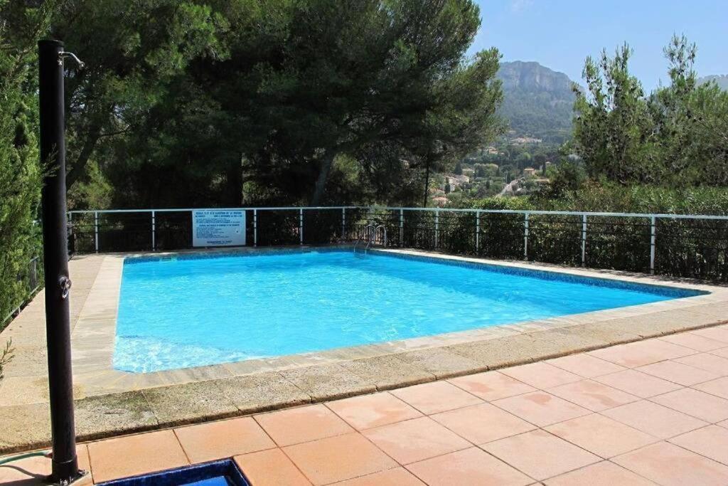 Appart Standing Avec Vue Grand Balcon - Parking - Clim Cassis Exteriör bild